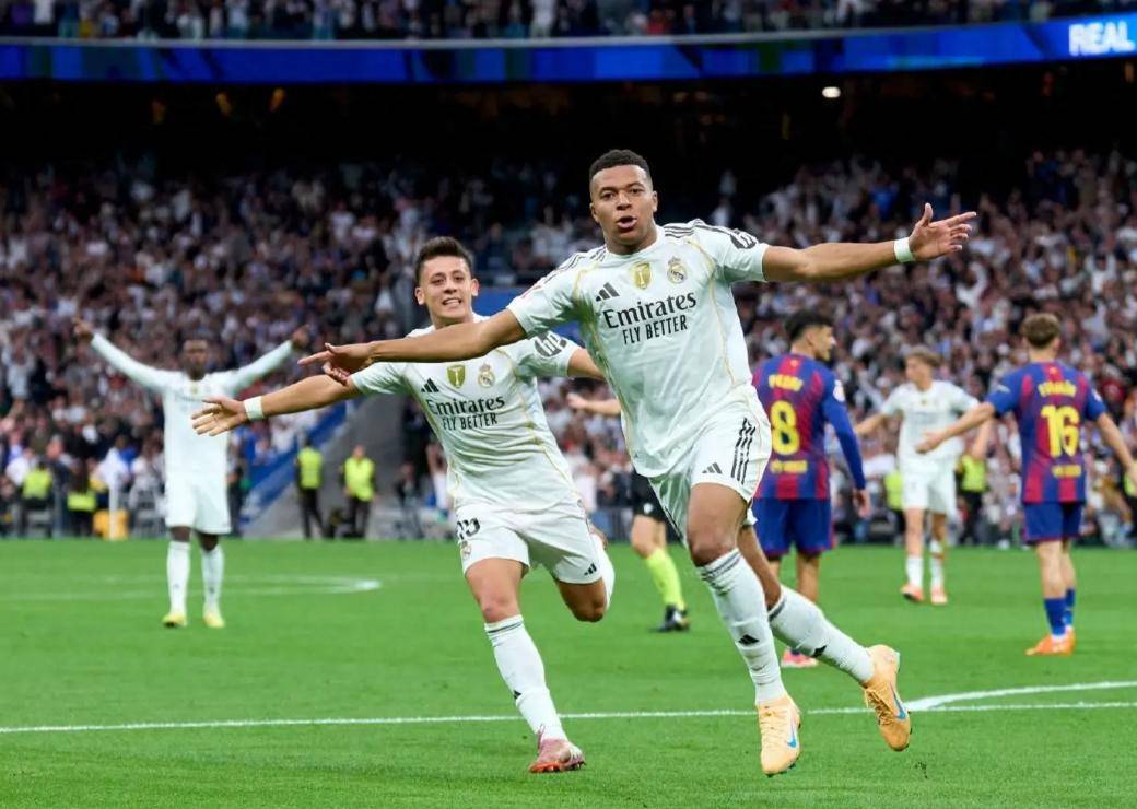 九游官网首页-关于关键时刻欧冠焦点战，皇家马德里单刀错失，底气十足，控场能力受关注的信息