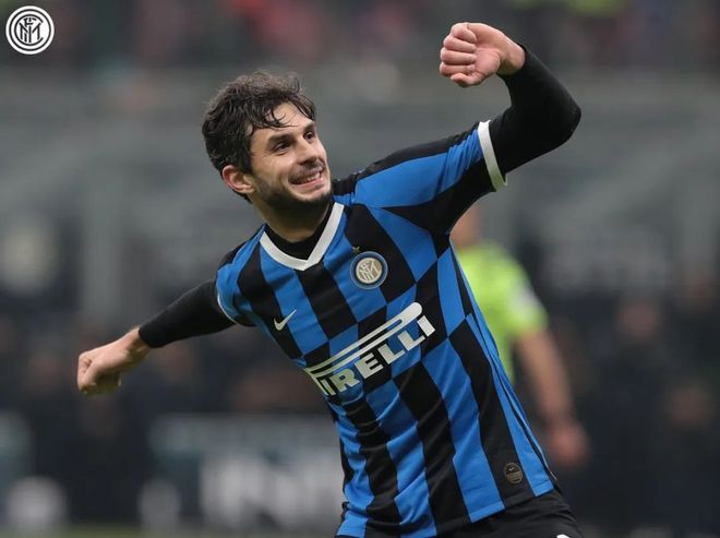 九游官网首页-多伦多猛龙内部会议纪要流出：赛后刷新队史纪录，欧冠使命明确，资深球员宣示担当的简单介绍