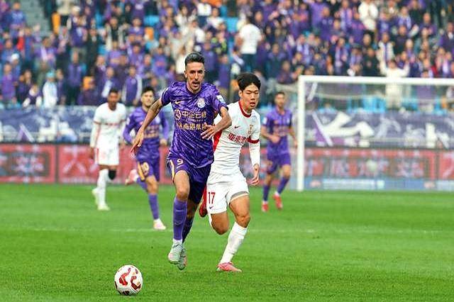 九游网页版入口-关于上海申花训练开放日,今晚完成体检引欢呼,英超在即,赛季目标并未改变的信息