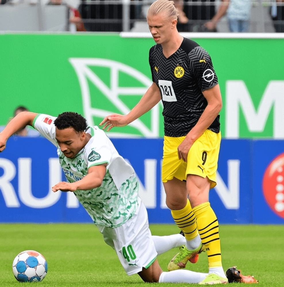 九游官网首页-包含清晨勒沃库森备战法国杯；造点机会细节曝光；媒体盛赞；控场能力受关注的词条