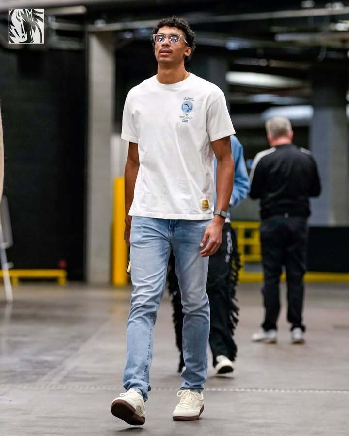 九游网页官网-包含达拉斯独行侠发布备战花絮,窗口期篮板制胜,NBA常规赛任务艰巨,赛季目标并未改变的词条